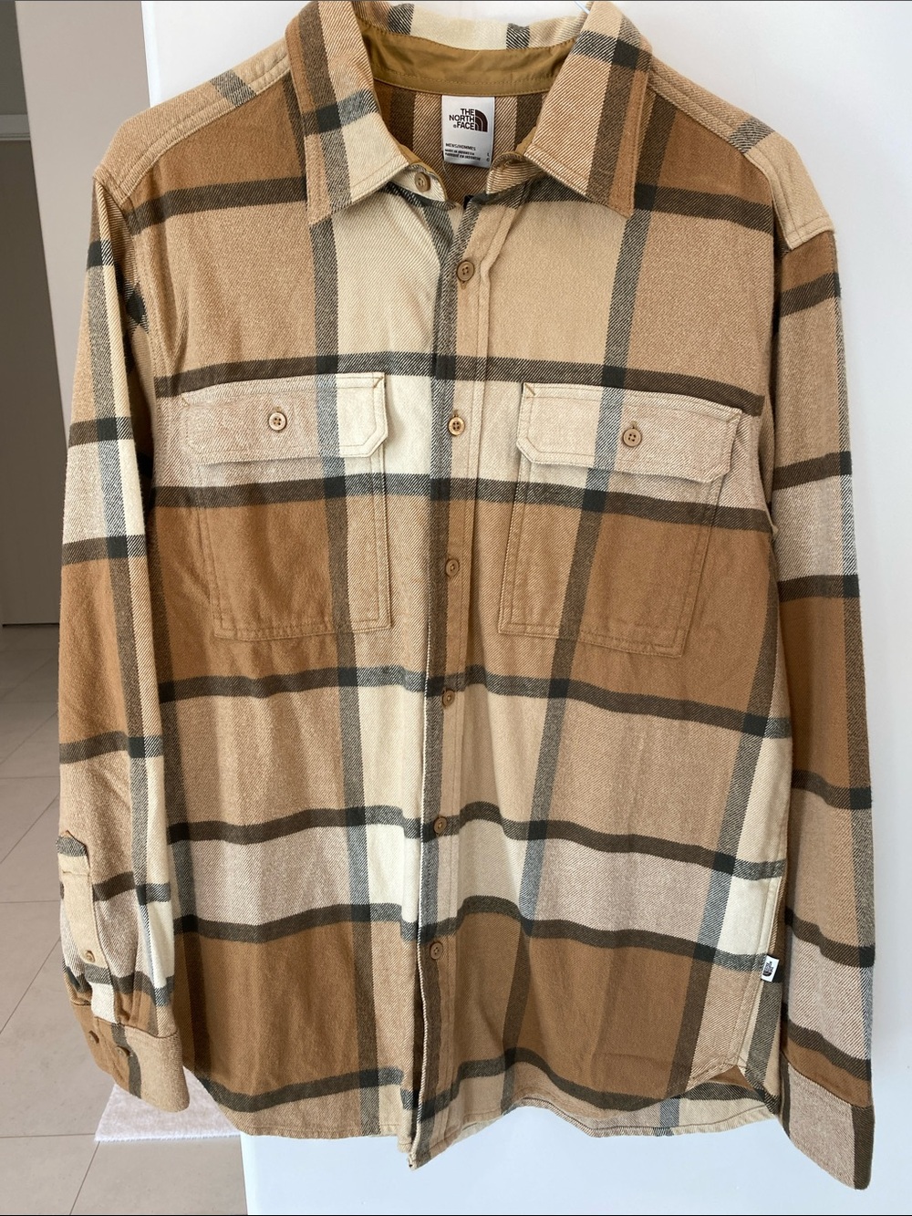 NWT THE NORTH FACE MEN’’S FLANNEL BUTTON UP